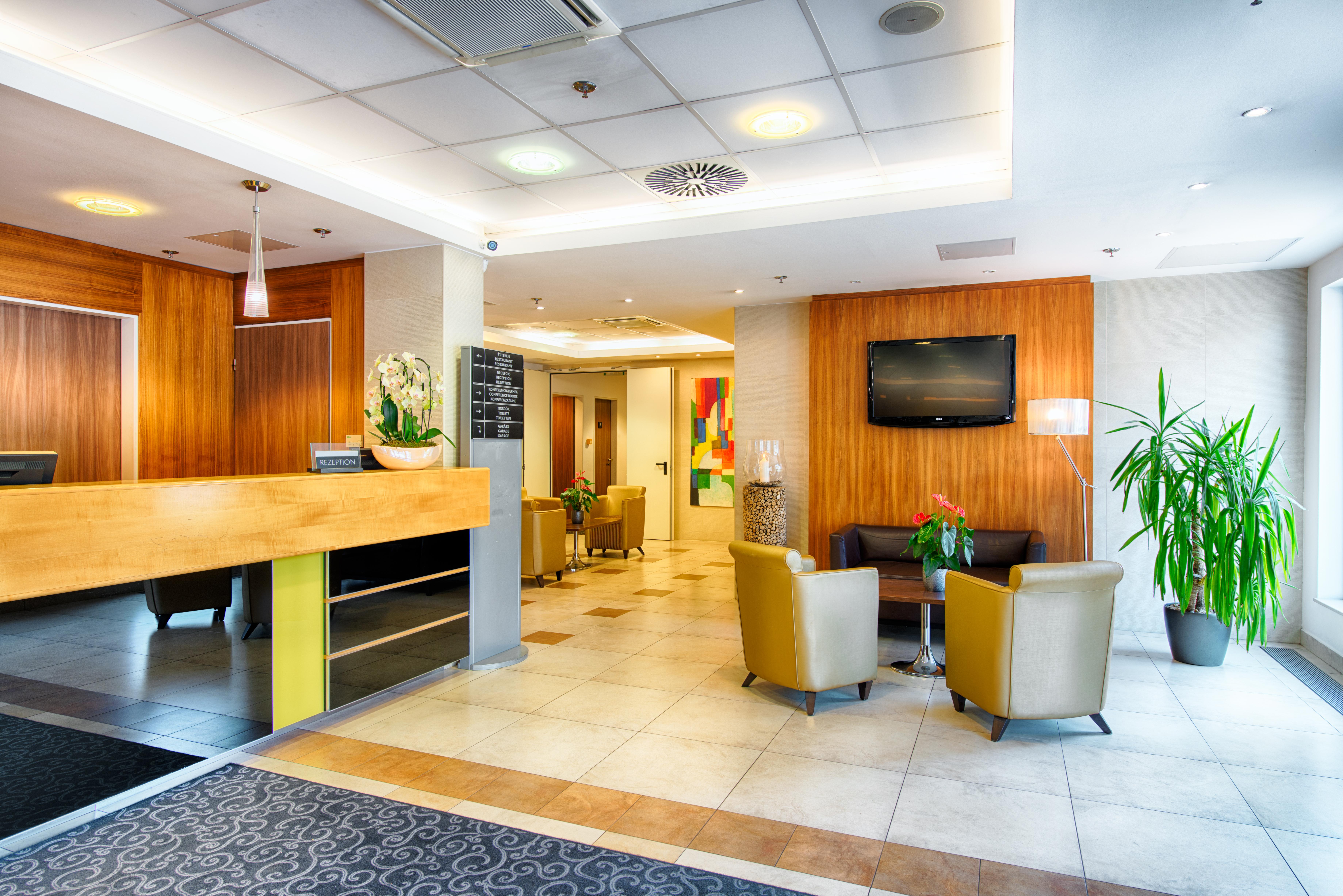Achat Hotel Boedapest Buitenkant foto