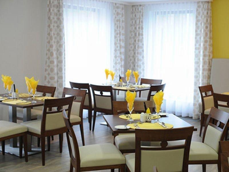 Achat Hotel Boedapest Restaurant foto