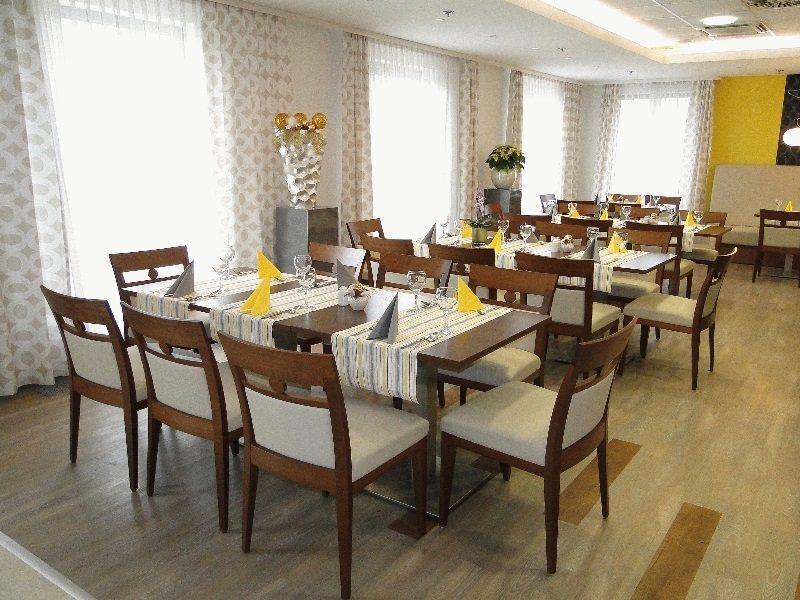 Achat Hotel Boedapest Buitenkant foto