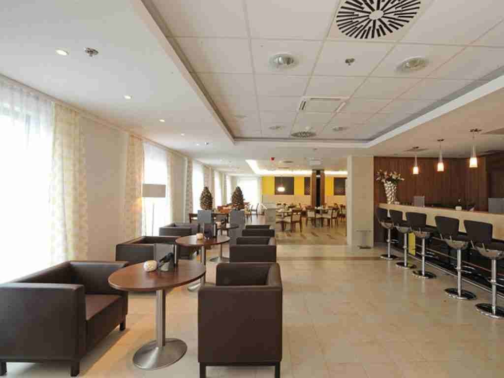 Achat Hotel Boedapest Restaurant foto